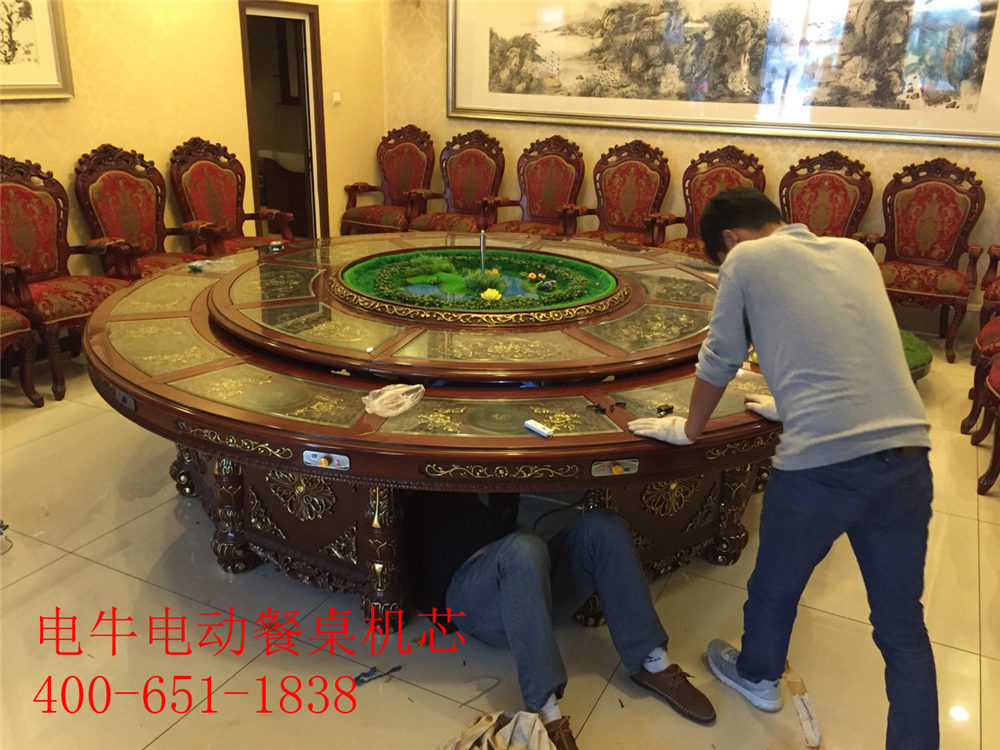 音乐喷泉餐桌安装图片