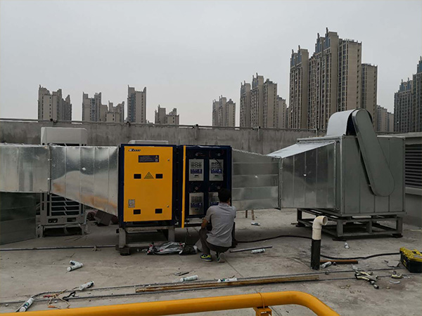 排烟净化设备调试中