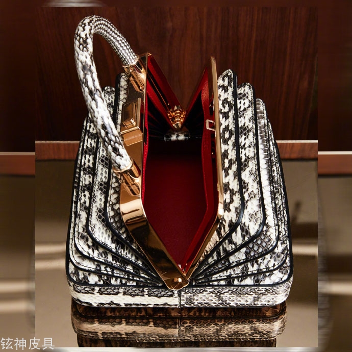 手风琴馄饨包Gabriela Hearst