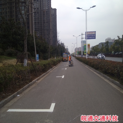 滁州城市道路停车位划线