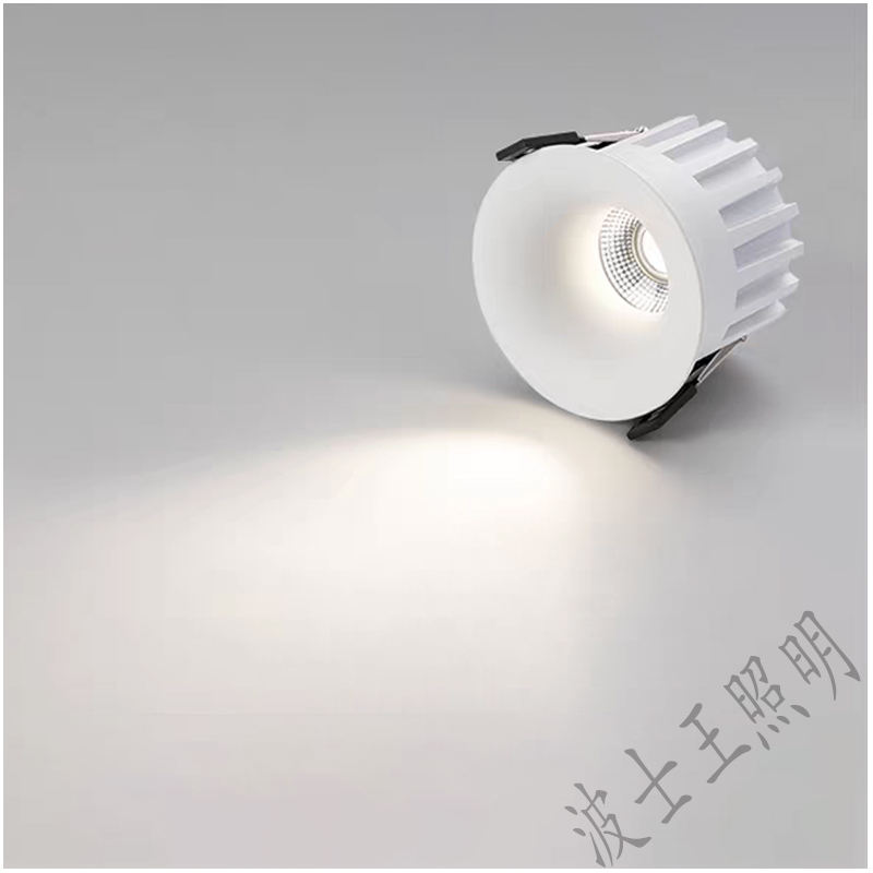 T324GM宝马 弧面小孔24.jpg