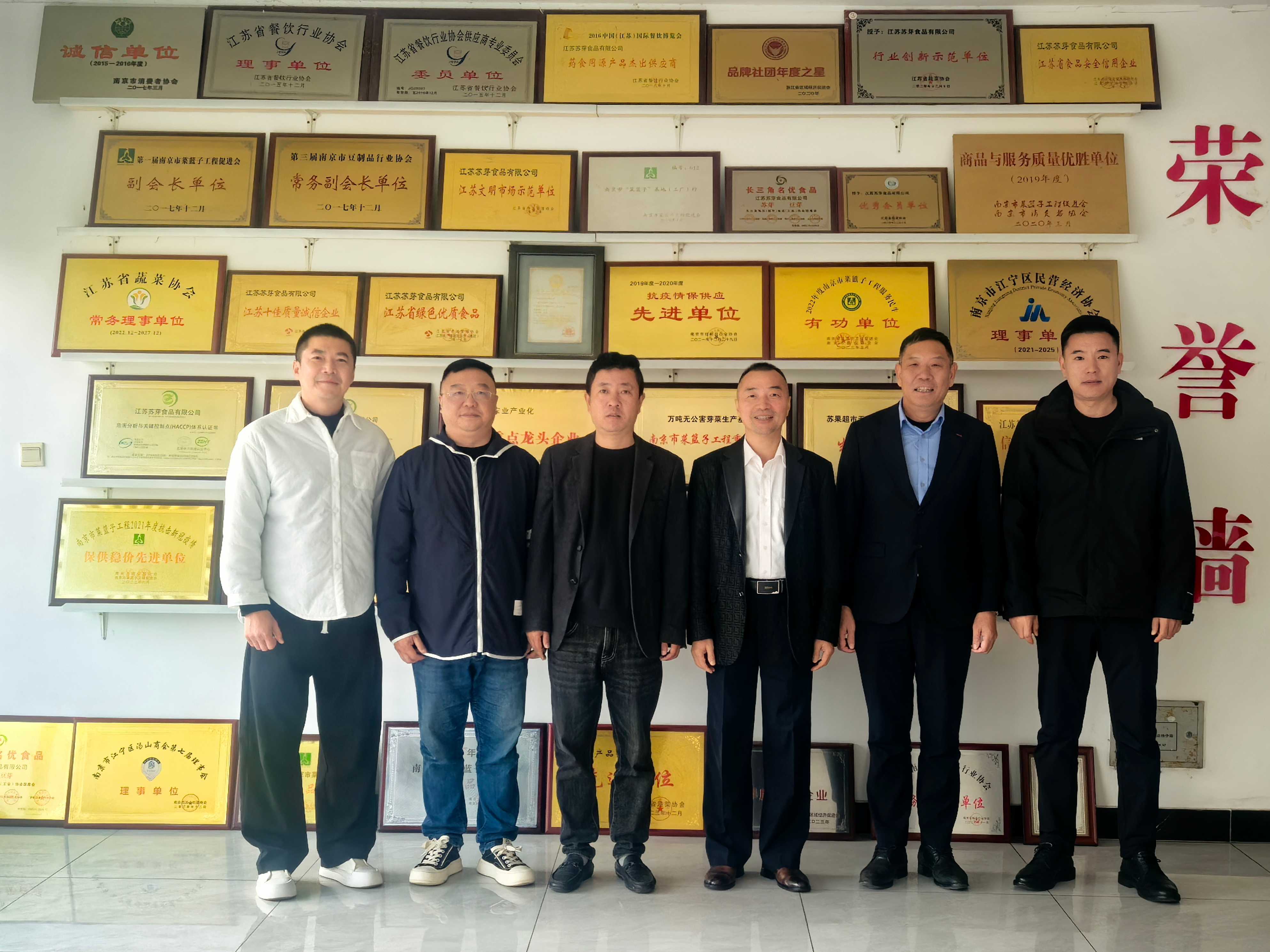 20251113145941_13613.jpg 20251113145941_13613.jpg