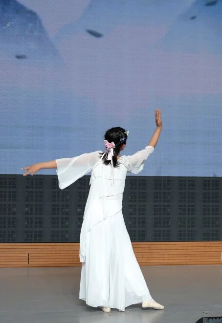 20251128160515_55500.jpg 20251128160515_55500.jpg