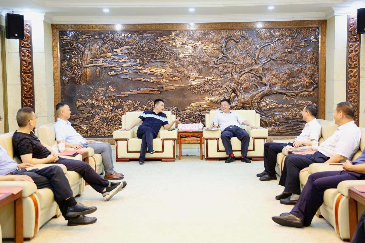 铜陵市人大常委会主任张梦生会见安徽省湖南商会会长张友吉一行