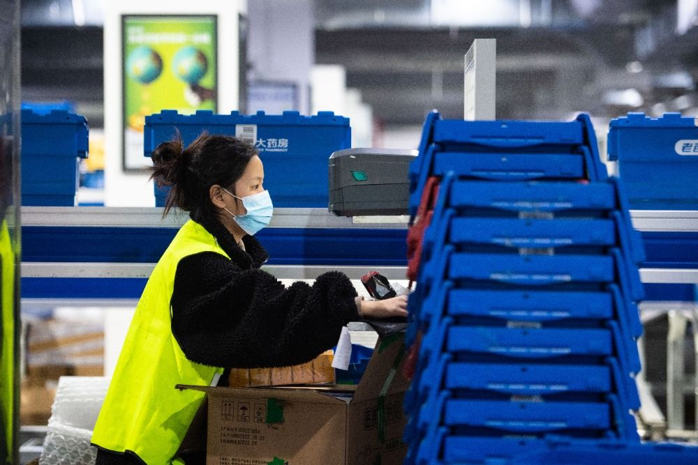 长沙药房物流中心全力保供应
