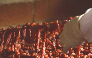 发挥龙头企业优势，促进农业增效、农民增收