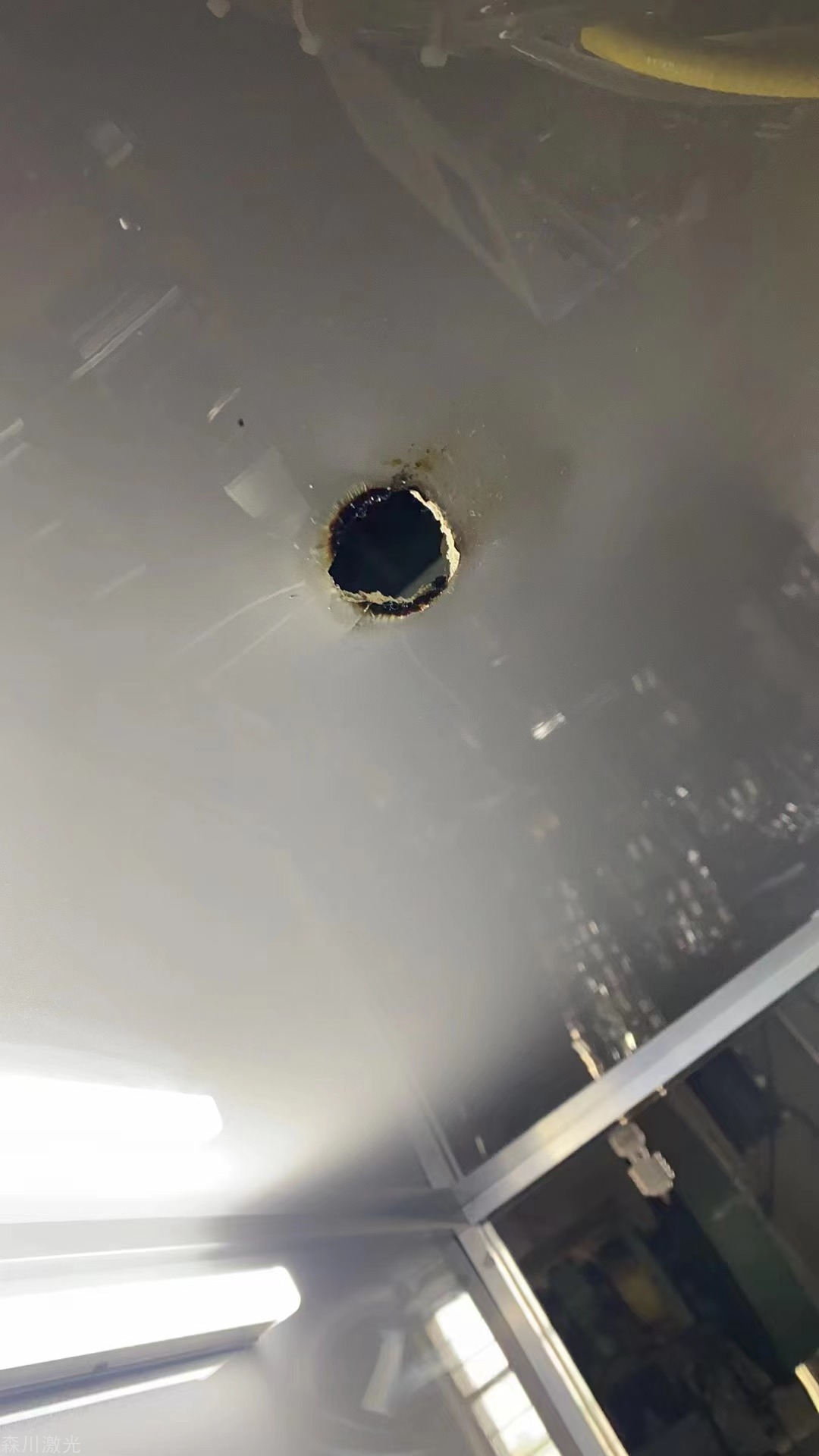 全自动钢圈激光焊接机使用小技巧：防止物料反射光