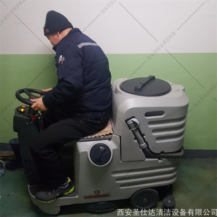渭南某保洁公司INNOVA22B洗地机更换吸水电机