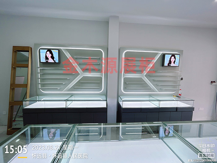 Cloud Zoom small image