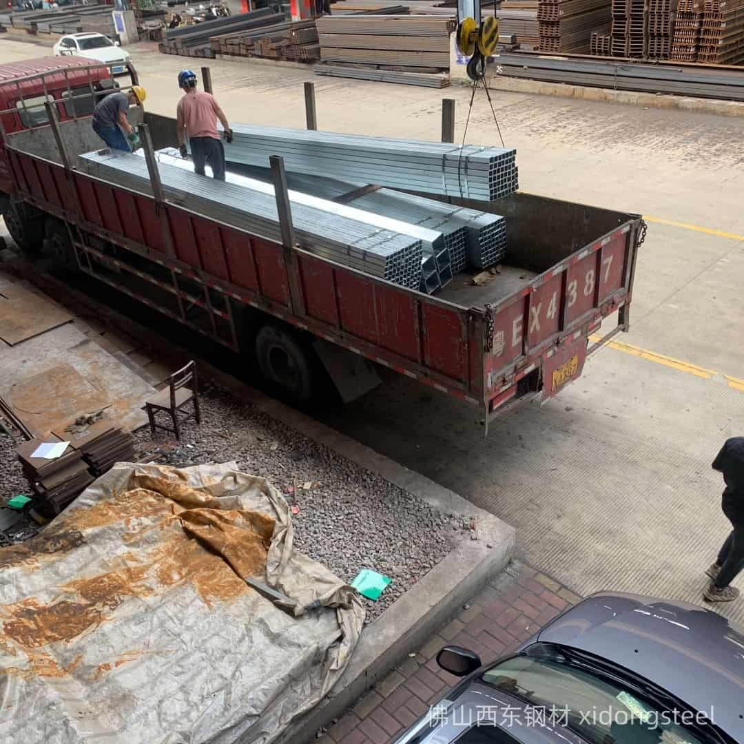 50*50*3方管实物图片