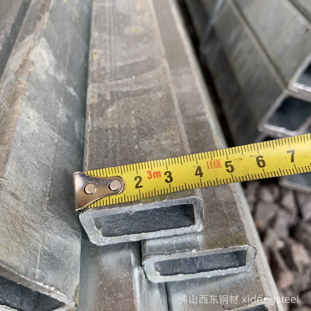 40*20*2.5方管实物图片