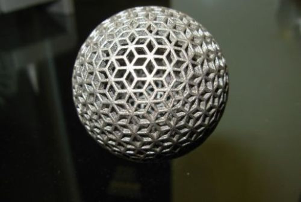 metal-orb-with-a-complex-shape-produced-via-slm-t-phoenixdeventures-190319_download.jpg