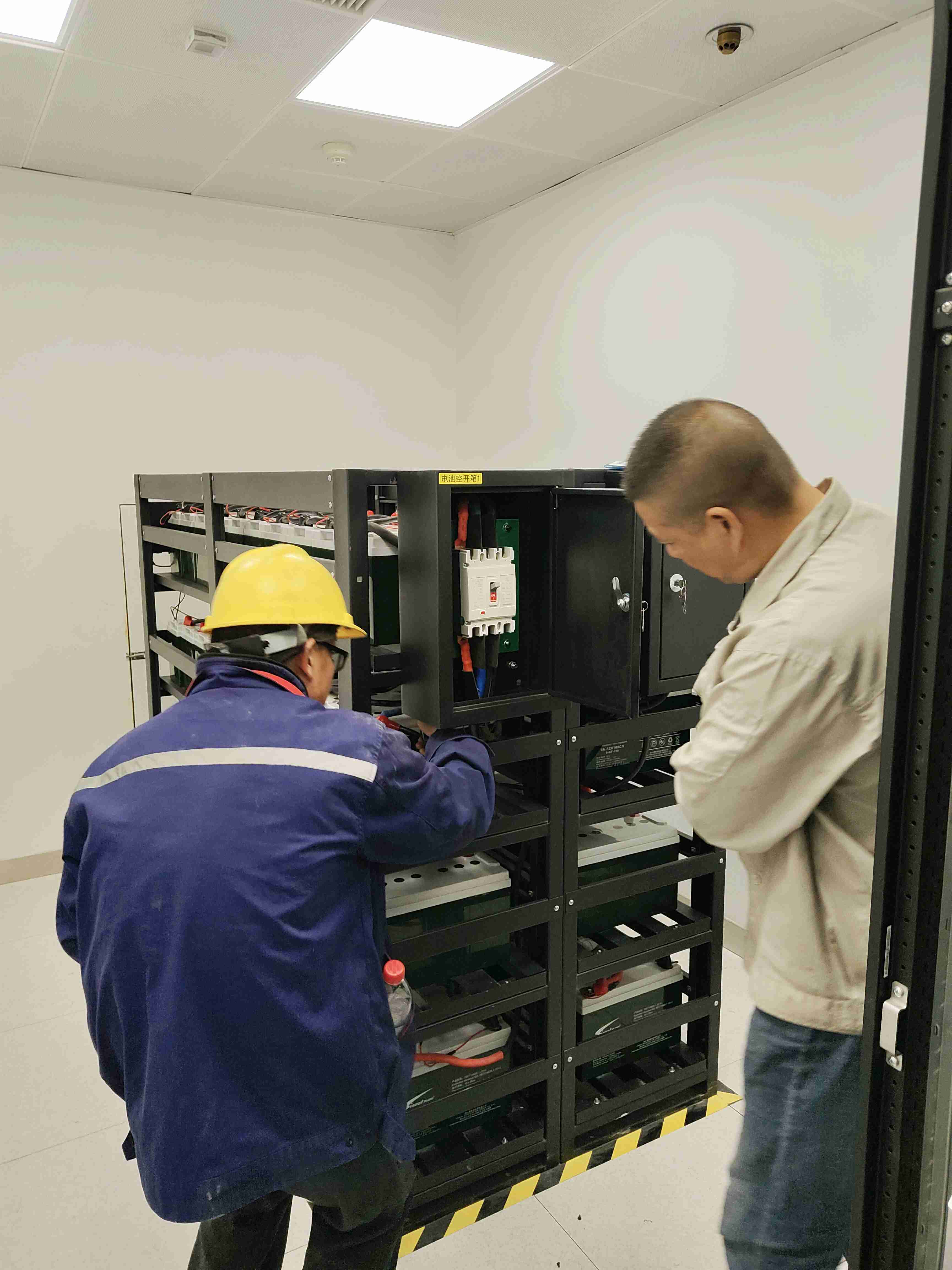 现场安装及维护